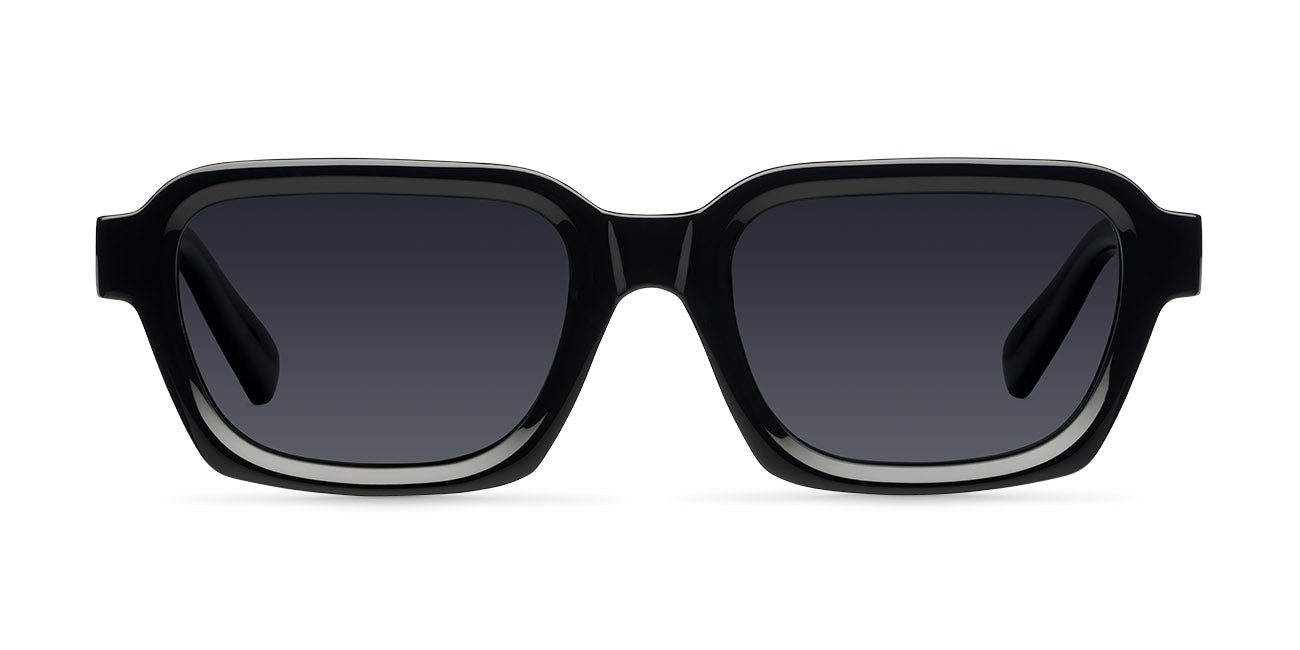 Adiola All Black