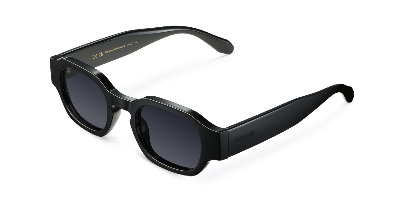 Chinuka All Black