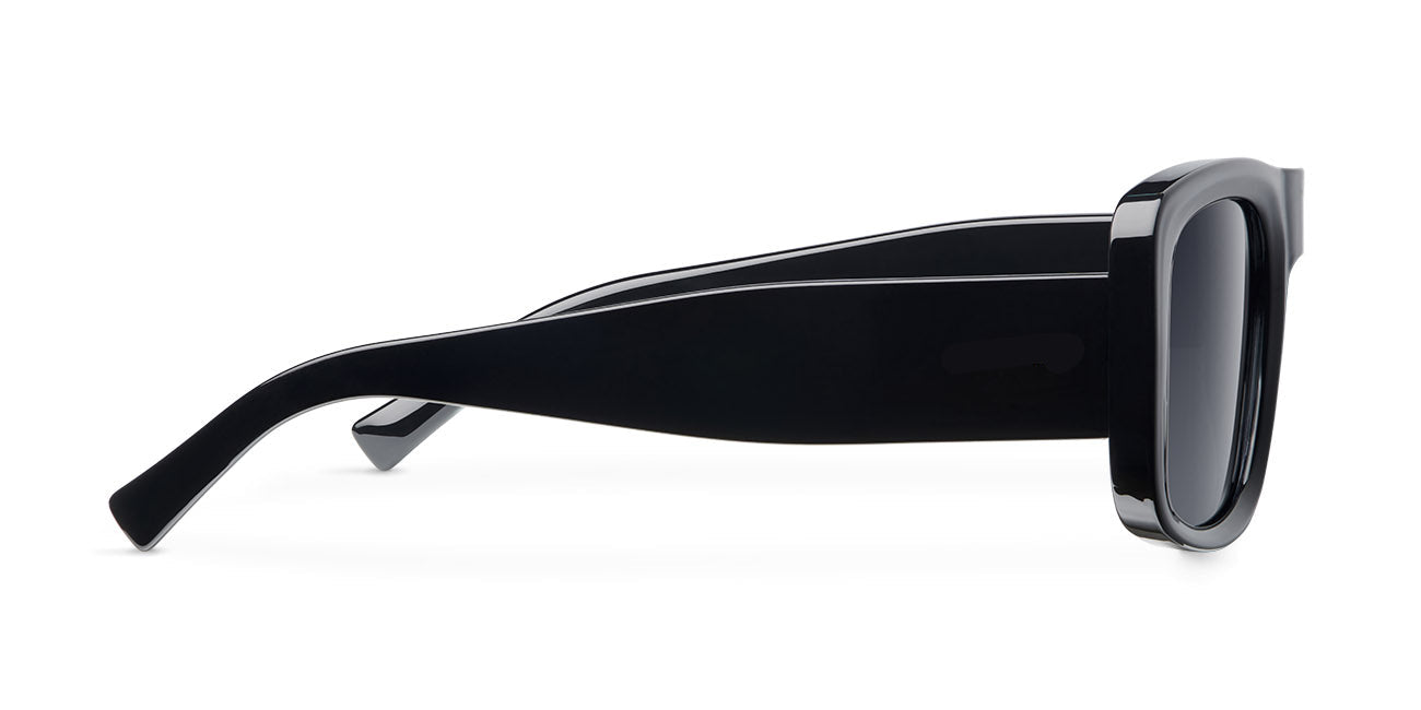 Demu All Black